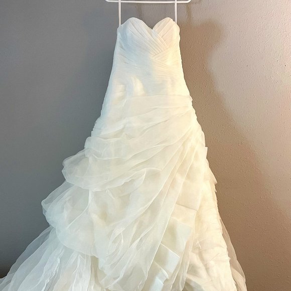 2013 Allure Couture Dresses & Skirts - Allure Wedding Dress